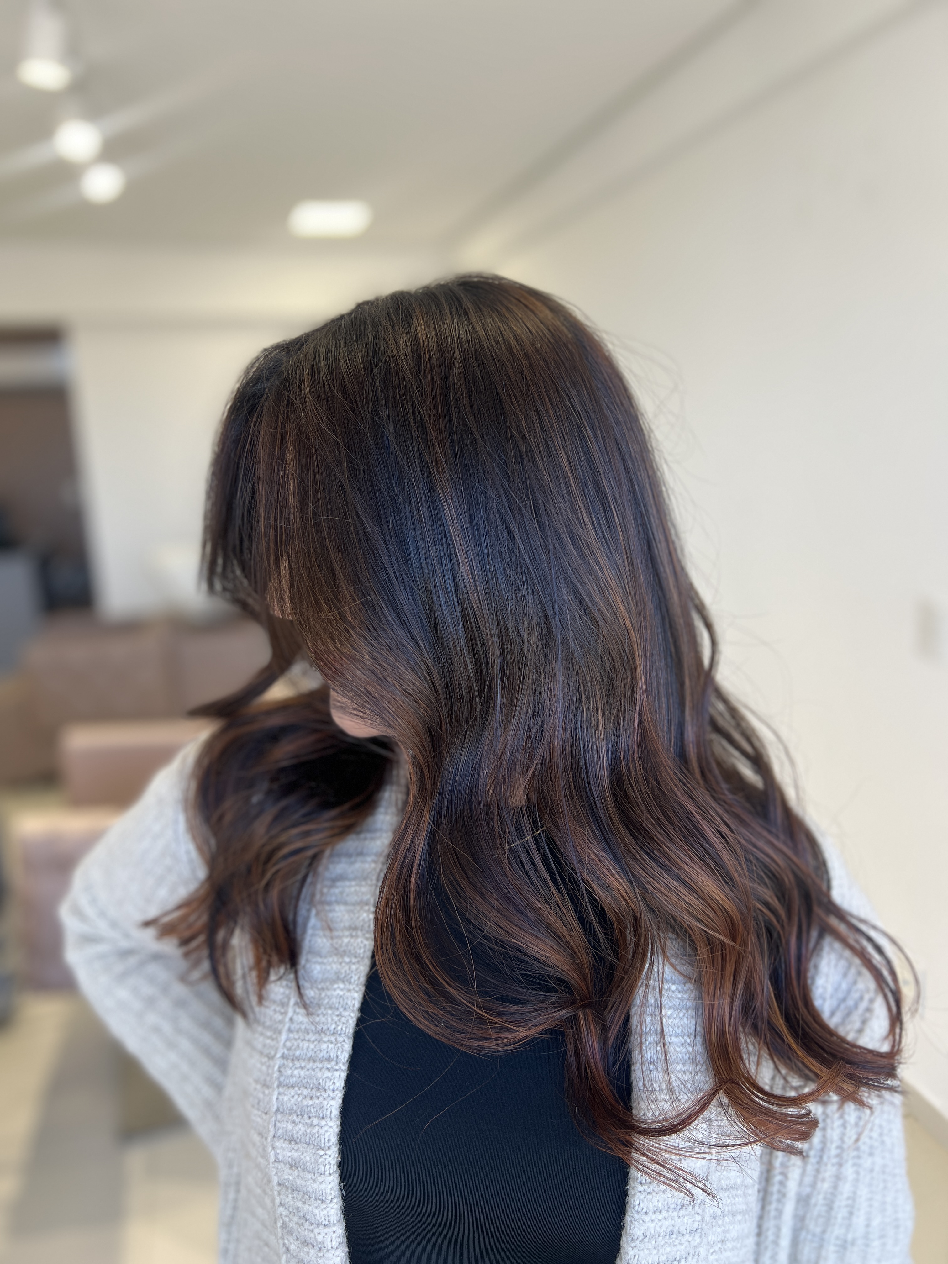 Mechas iluminadas, cabelo solto com ondas